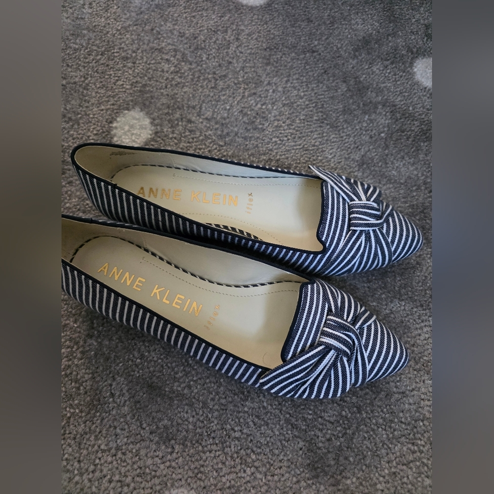 Anne Klein Women's Striped Blue And White Flats